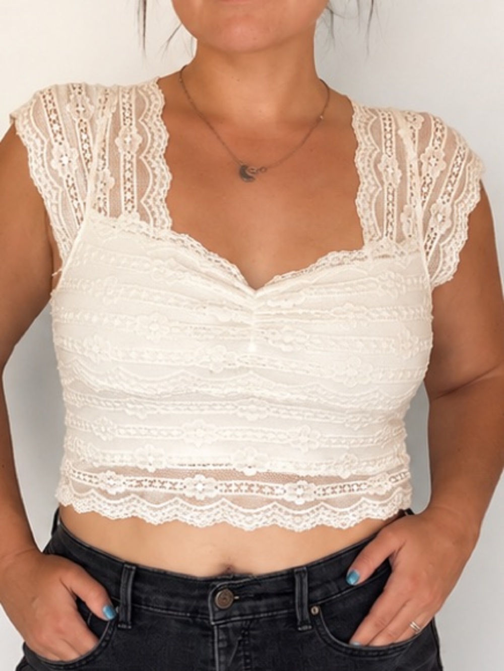 Charlotte Russe Cream Lace Crochet Cap Sleeve Crop Top
